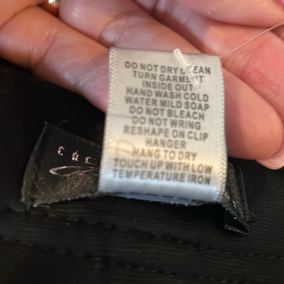 NWT Caché Vintage Black Flared Jeans w/ Bejeweled Back Pocket - Picture 10 of 11